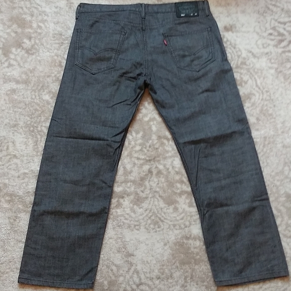 Men's 562 Levi's, SIZE 34x30,Grey. Worn and washed once. - Picture 2 of 6